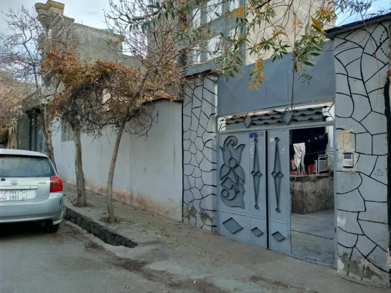 Building for sale, 11 rooms, 460 m², on the main road