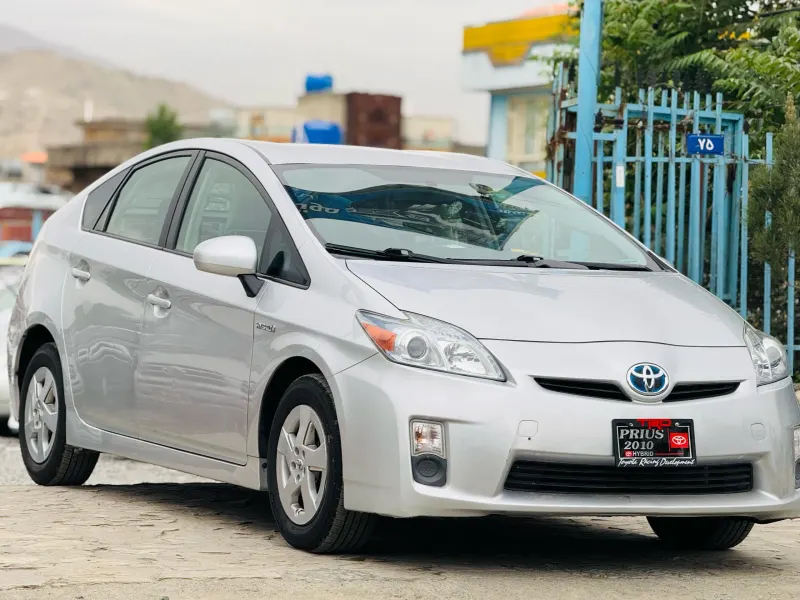 Toyota prius 2010