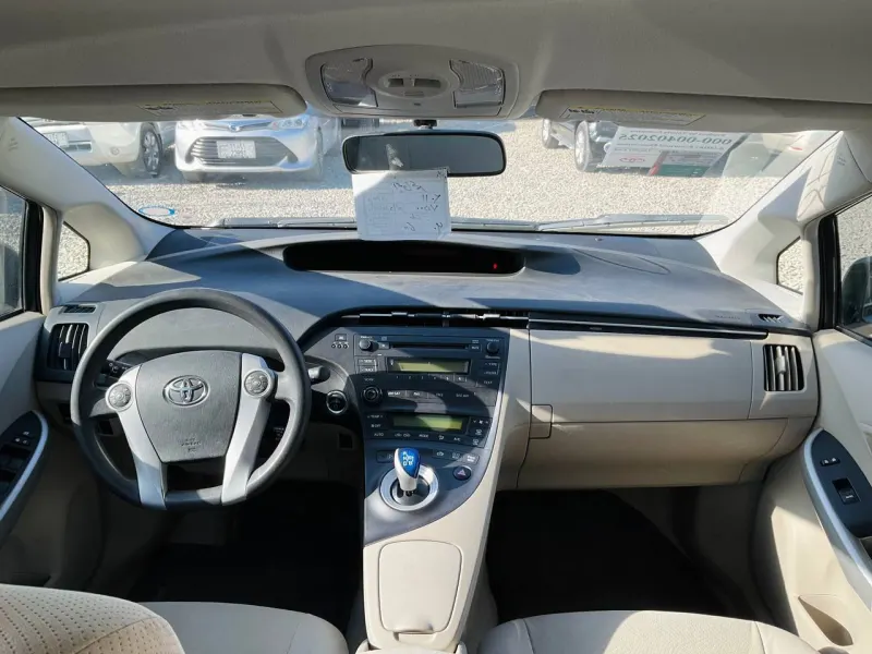 Toyota Prius 2011