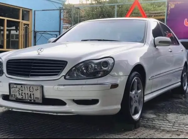 Mercedes-Benz 2002