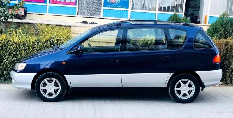 Toyota 1998