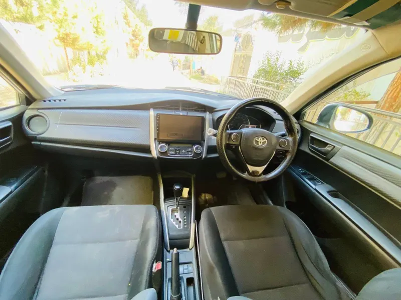 Toyota Fielder Hybrid 2014
