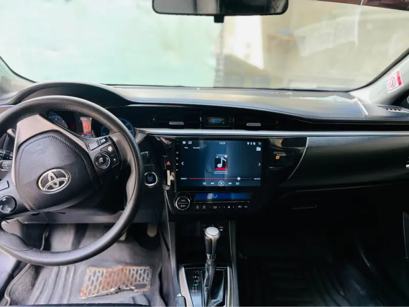 Toyota Corolla 2015
