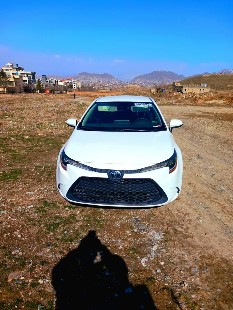 Toyota Corolla LE 2021