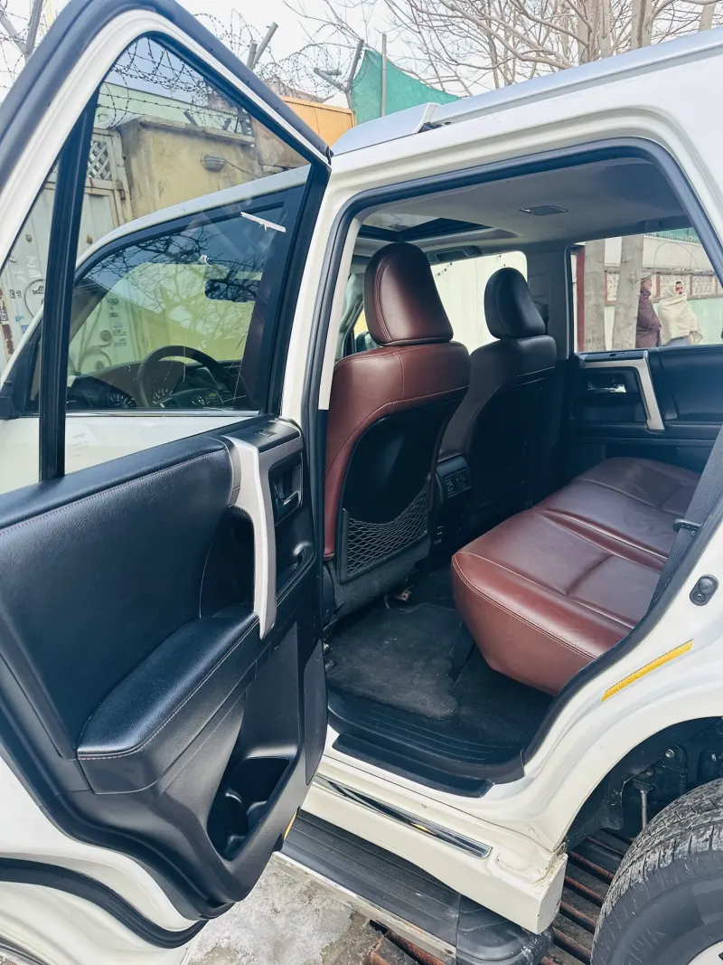 Toyota 4Runner Limited 2014