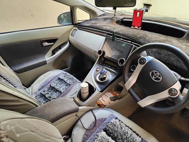 Toyota Prius 2011