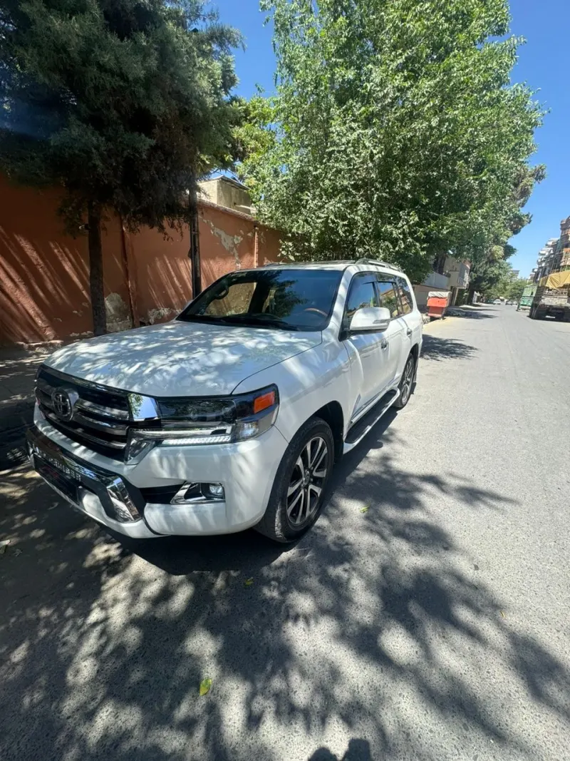 Toyota Land Cruiser VXR 2009