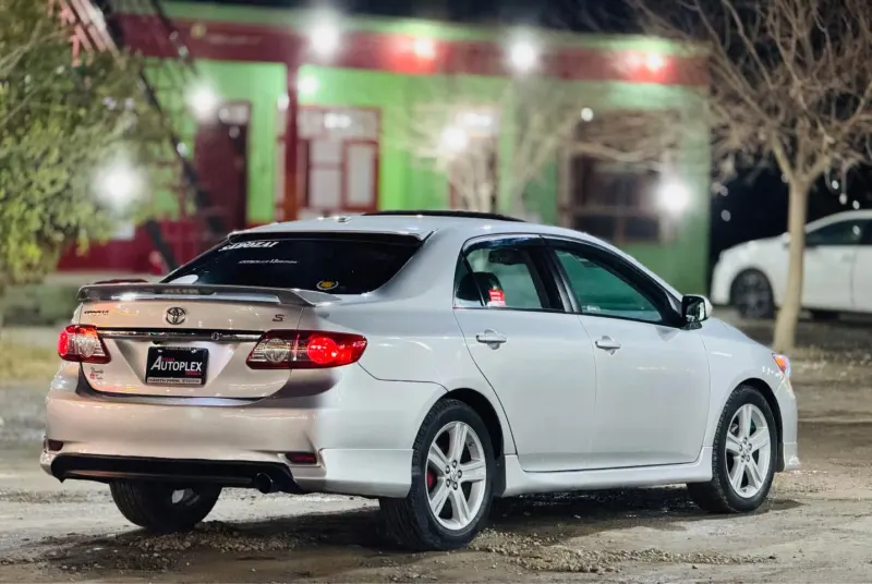 Toyota Corolla 2013