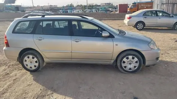 Toyota Fielder 2005