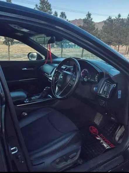 Toyota Crown 2019