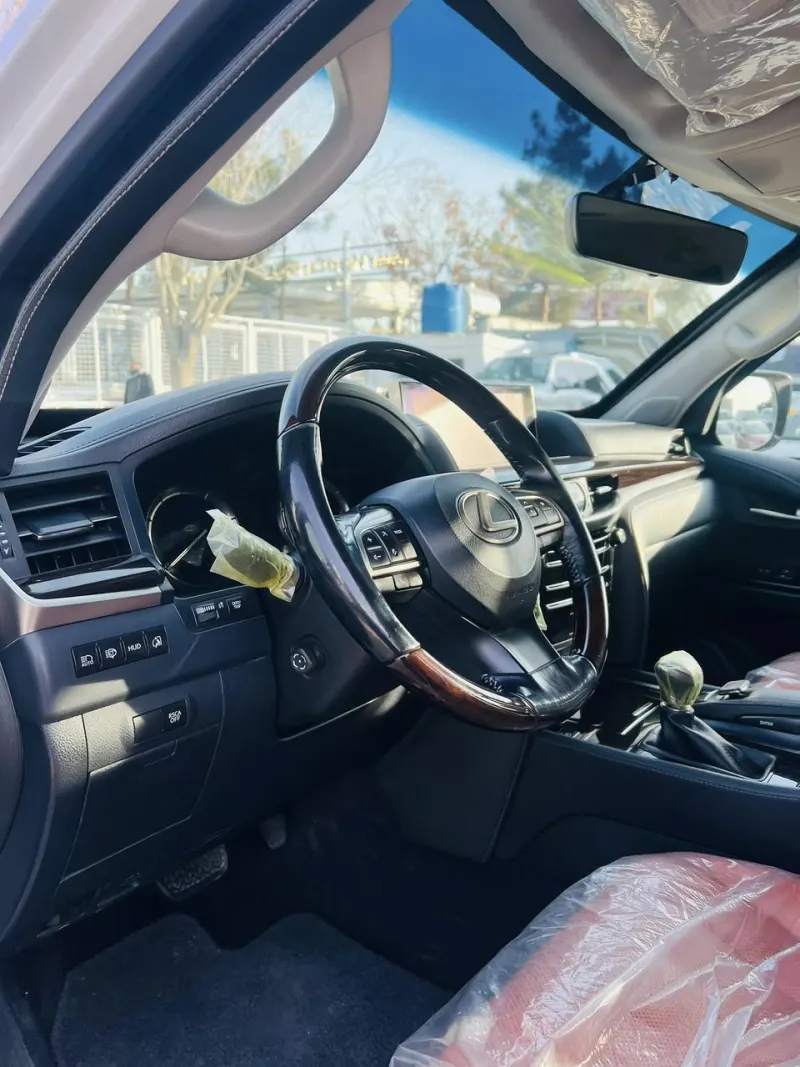 Toyota Lexus Lx570 2016