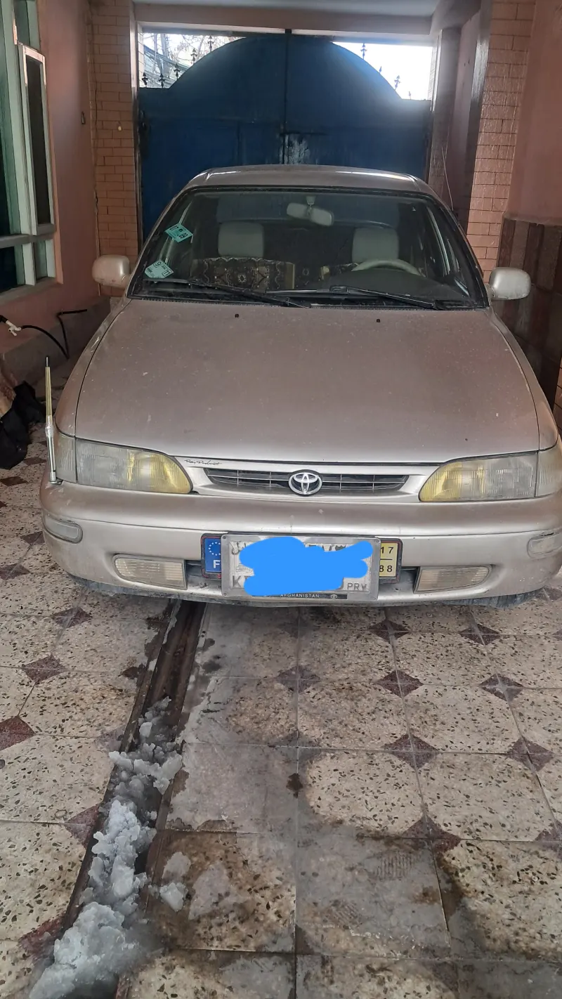 1997 Toyota Corolla – Gold (Canadian Model)