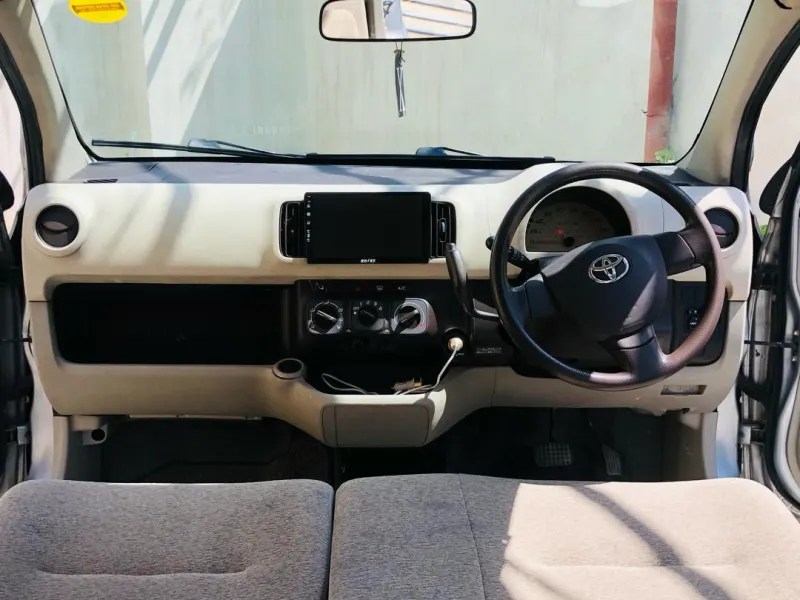 Toyota Passo 2010