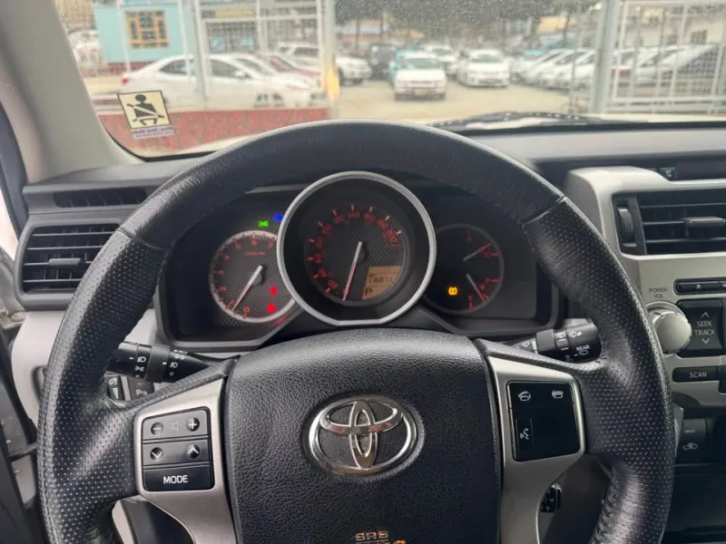 Toyota 4 Runner 2011