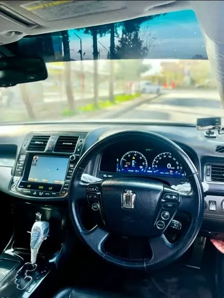 Toyota Crown 2009