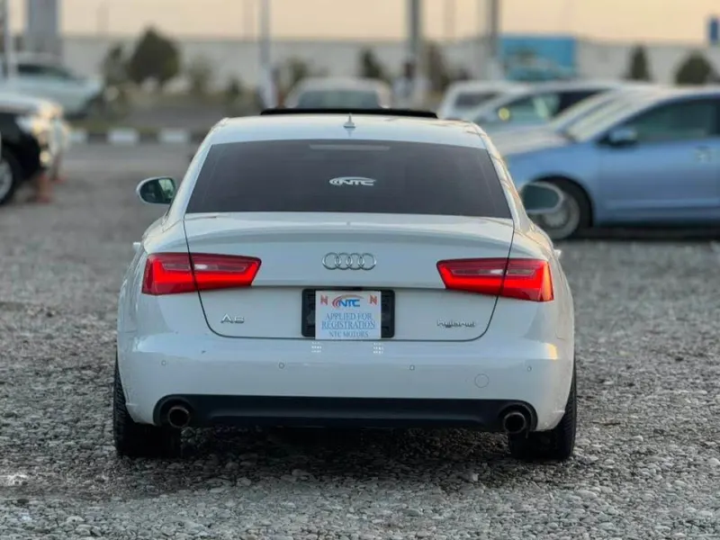Audi A6 hybrid 2013