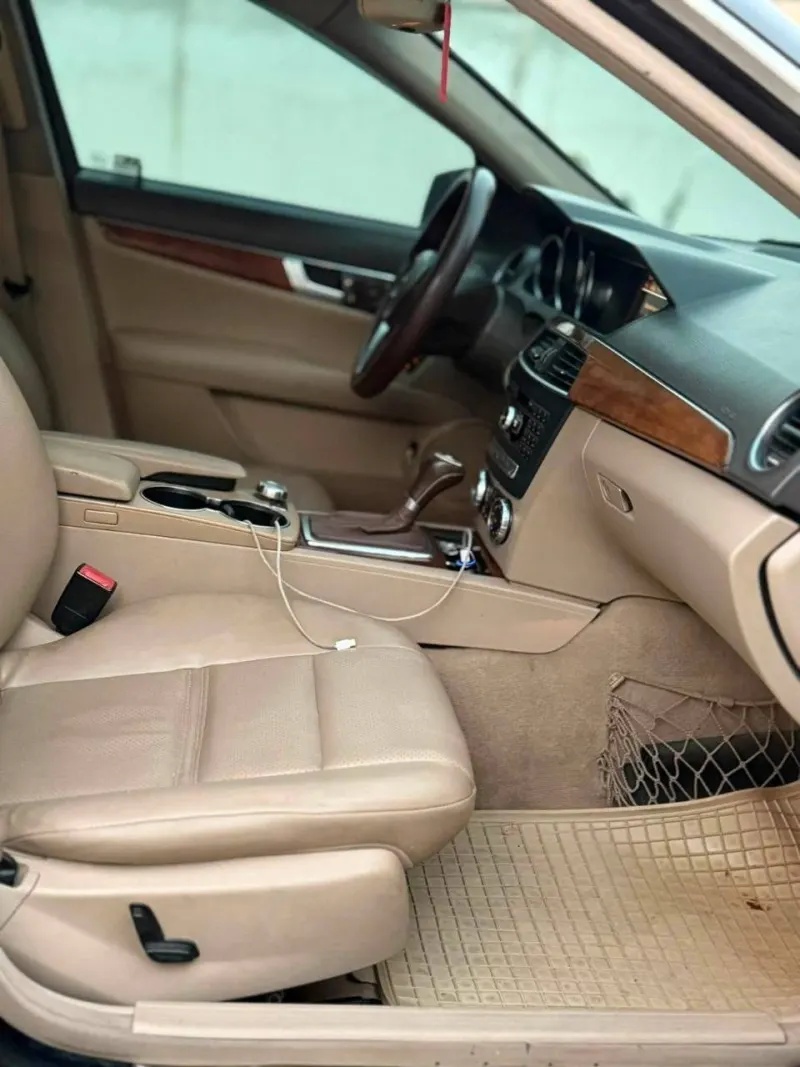 Mercedes-Benz C-Class 2013
