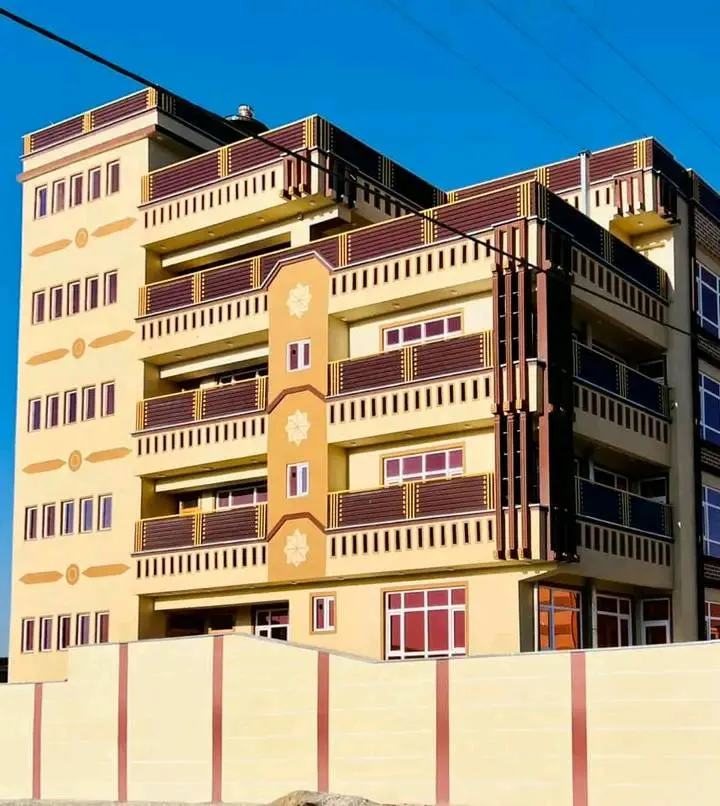 New 5-storey building for sale, 15 rooms, Sayed Jamaluddin Township