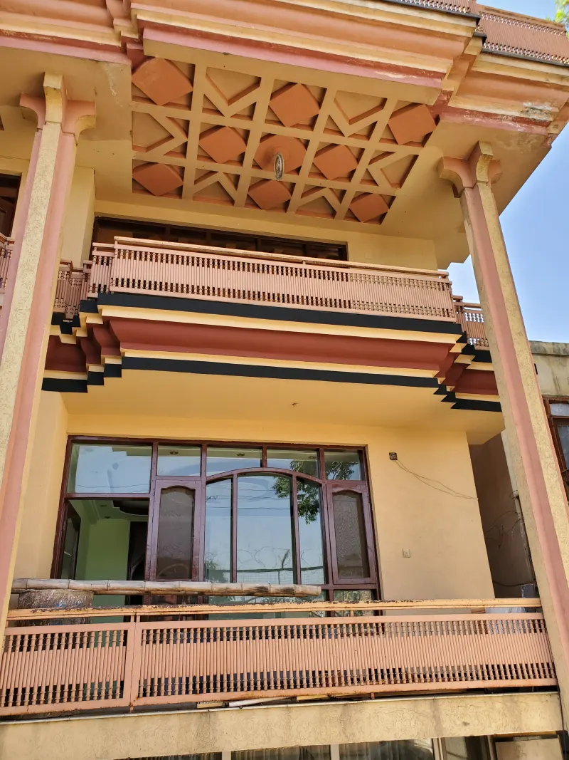 2.5-storey house for sale, 9 rooms, 200 m², Golai Park, District 11, Kabul