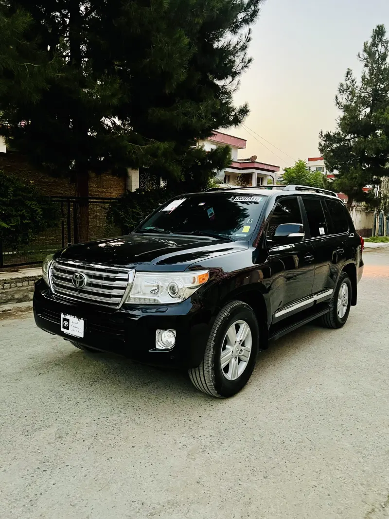 Toyota Landcruiser 2013