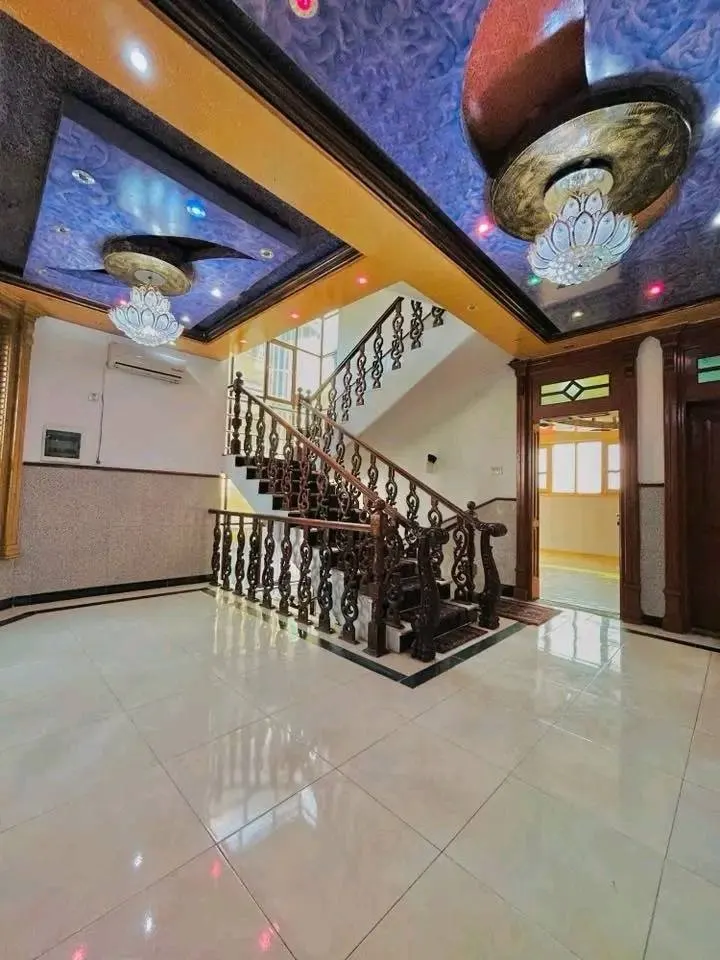4-storey house for rent, 12 rooms, for offices, Taimani, Kabul