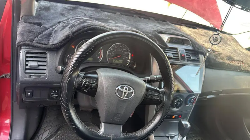 Toyota Corolla 2012