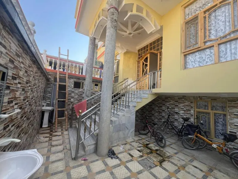 3-storey house for sale, 6 rooms, 150 m², Mazar-i-Sharif