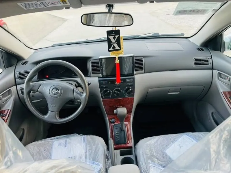 Toyota Corolla LE 2006