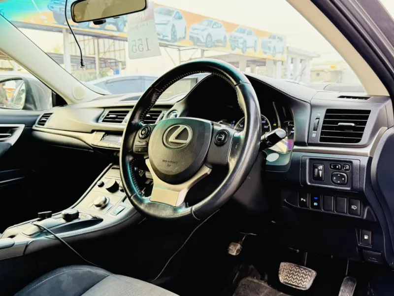 Lexus 2017