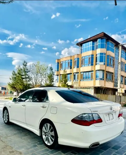 Toyota Crown 2009