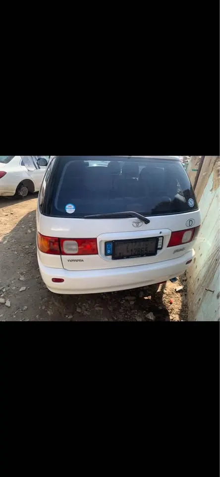 Toyota Fielder 1998