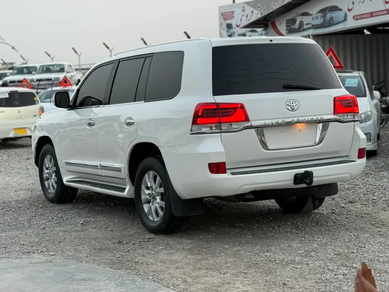 Land Cruiser 2014
