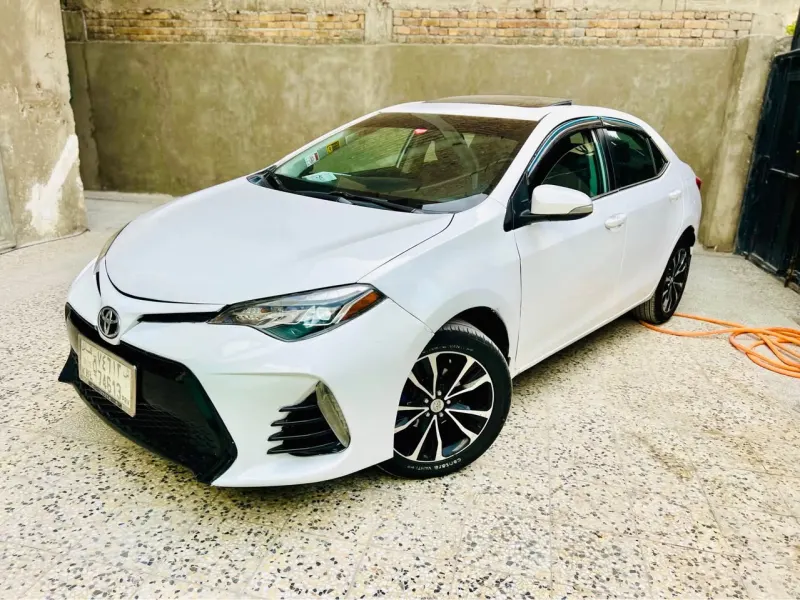 Toyota Corolla 2015