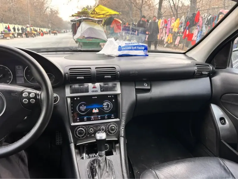 Mercedes-Benz 2005