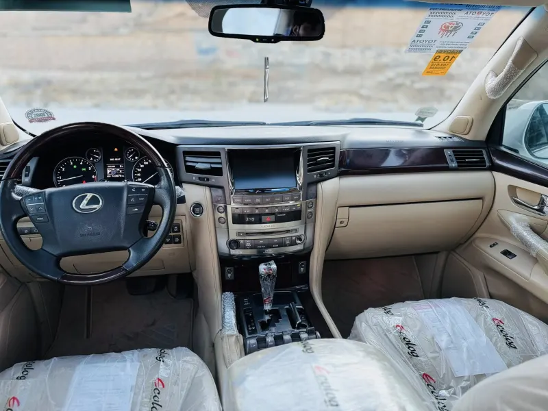 Lexus 2009
