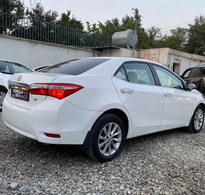 Toyota Corolla 2015