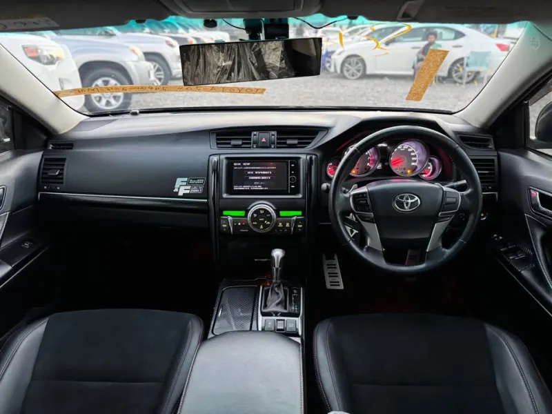 Toyota Mark X GS 2014