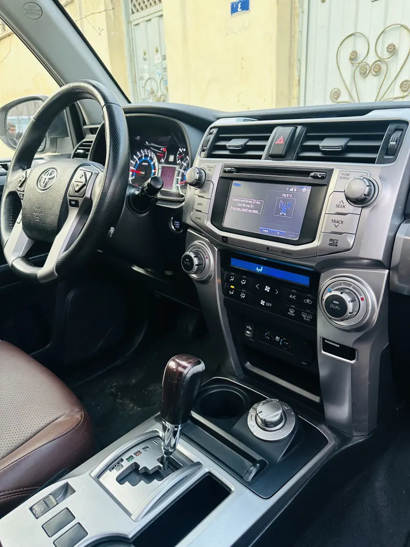 Toyota 4Runner Limited 2014