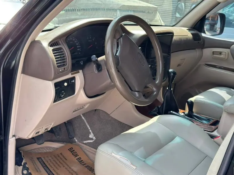 Toyota Land Cruiser 1999