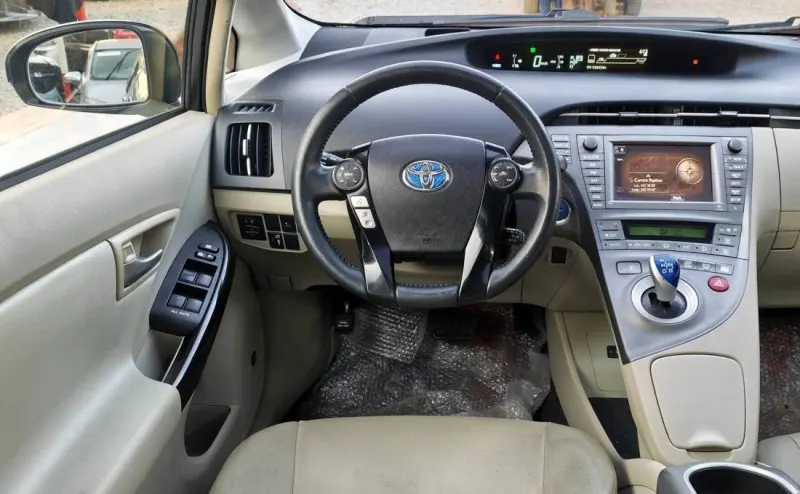 Toyota Prius G 2013