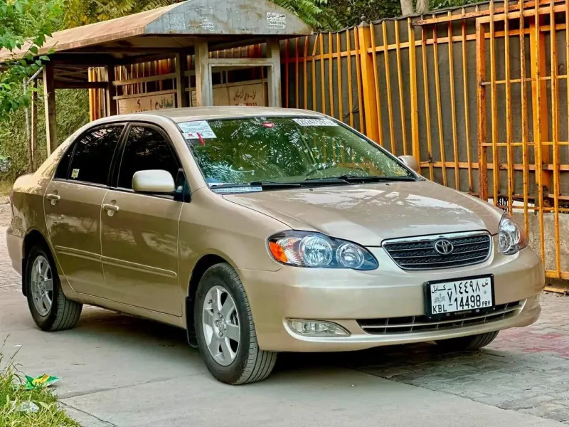 Toyota Corolla LE 2005
